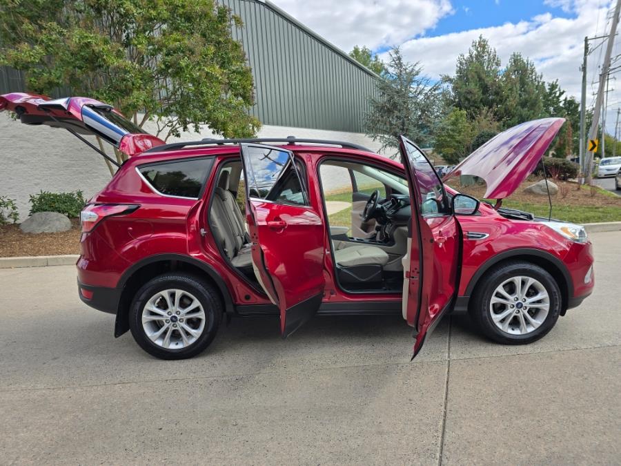 2017 Ford Escape SE 4WD, available for sale in Philadelphia, Pennsylvania | Eugen's Auto Sales & Repairs. Philadelphia, Pennsylvania 2017 Ford Escape SE 4WD, available for sale in Philadelphia, Pennsylvania | Eugen's Auto Sales & Repairs. Philadelphia, Pennsylvania