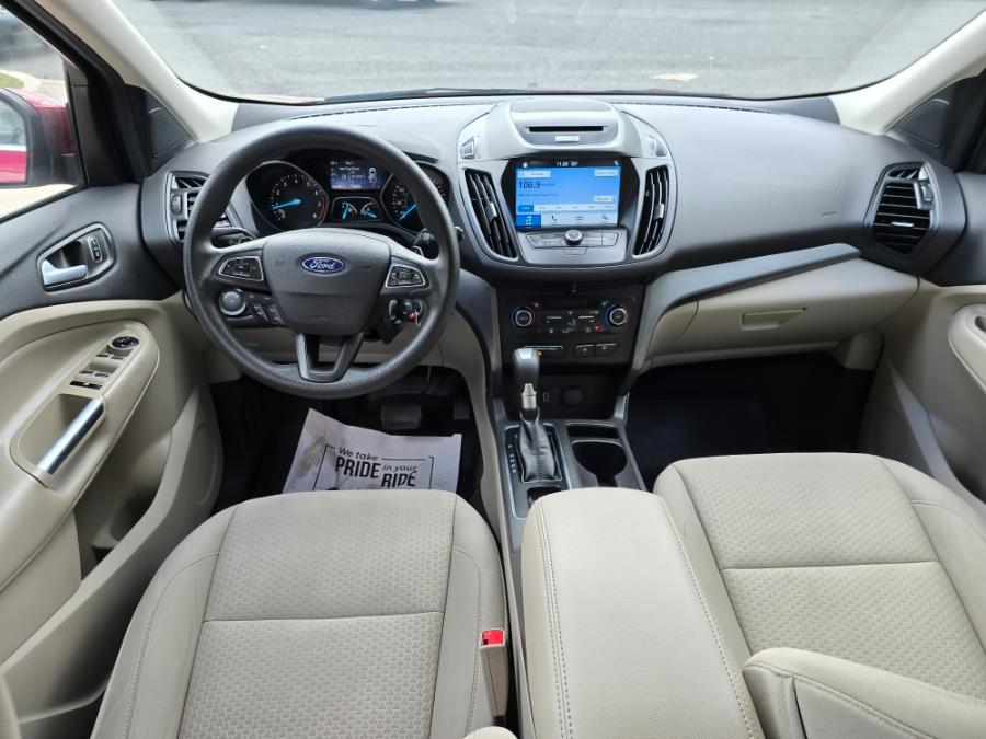 2017 Ford Escape SE 4WD, available for sale in Philadelphia, Pennsylvania | Eugen's Auto Sales & Repairs. Philadelphia, Pennsylvania 2017 Ford Escape SE 4WD, available for sale in Philadelphia, Pennsylvania | Eugen's Auto Sales & Repairs. Philadelphia, Pennsylvania