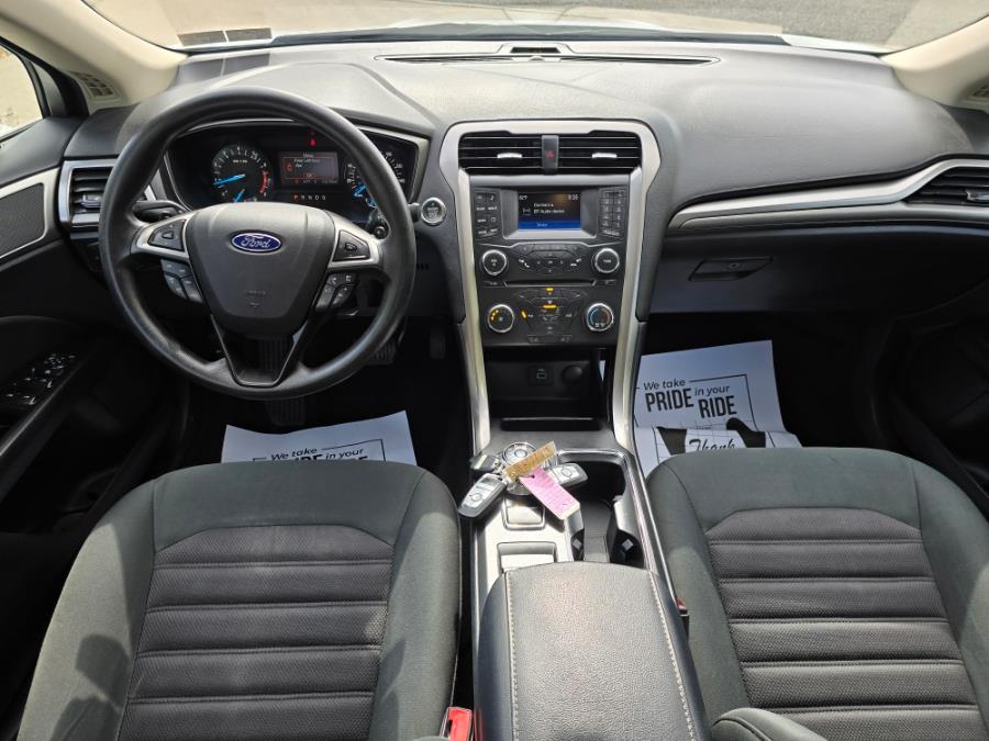 2017 Ford Fusion SE FWD, available for sale in Philadelphia, Pennsylvania | Eugen's Auto Sales & Repairs. Philadelphia, Pennsylvania 2017 Ford Fusion SE FWD, available for sale in Philadelphia, Pennsylvania | Eugen's Auto Sales & Repairs. Philadelphia, Pennsylvania
