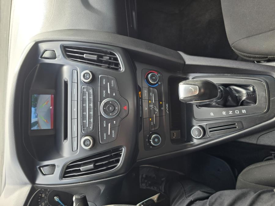2015 Ford Focus 4dr Sdn SE, available for sale in Philadelphia, Pennsylvania | Eugen's Auto Sales & Repairs. Philadelphia, Pennsylvania 2015 Ford Focus 4dr Sdn SE, available for sale in Philadelphia, Pennsylvania | Eugen's Auto Sales & Repairs. Philadelphia, Pennsylvania