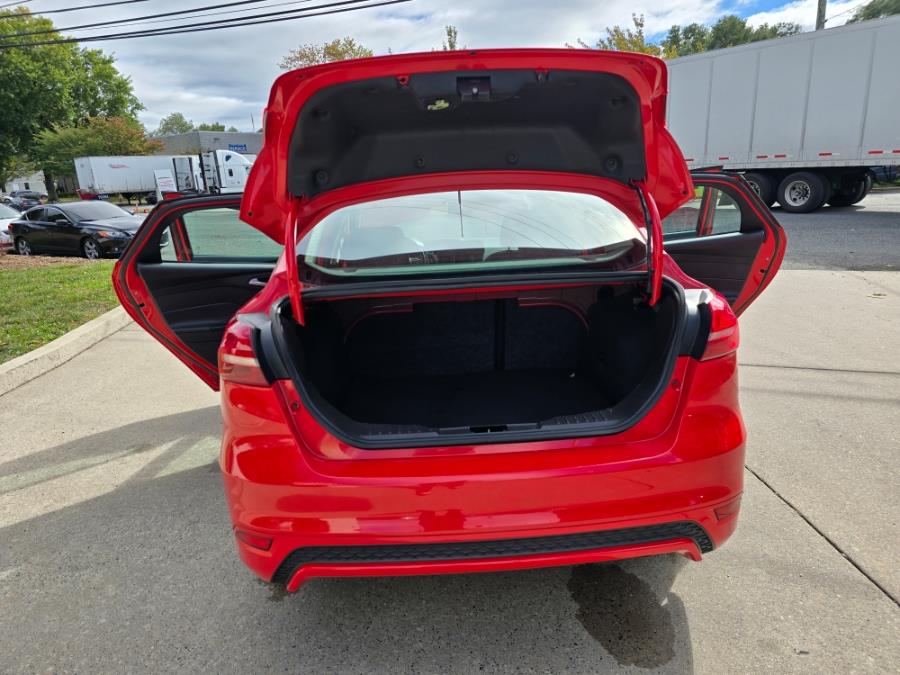 2015 Ford Focus 4dr Sdn SE, available for sale in Philadelphia, Pennsylvania | Eugen's Auto Sales & Repairs. Philadelphia, Pennsylvania 2015 Ford Focus 4dr Sdn SE, available for sale in Philadelphia, Pennsylvania | Eugen's Auto Sales & Repairs. Philadelphia, Pennsylvania