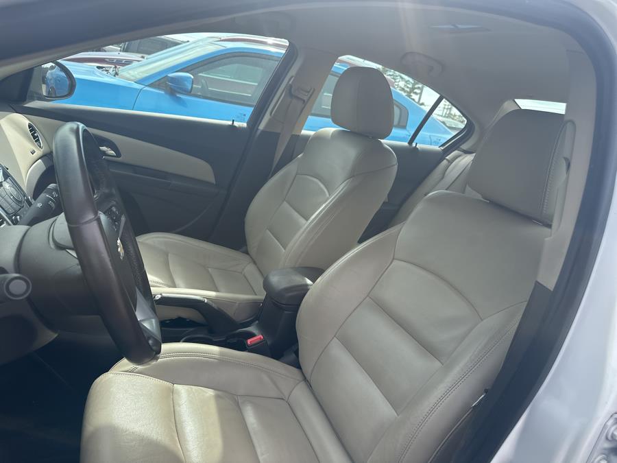 2013 Chevrolet Cruze 4dr Sdn Auto 2LT, available for sale in Beavercreek, Ohio | Wholesale Direct Motors. Beavercreek, Ohio 2013 Chevrolet Cruze 4dr Sdn Auto 2LT, available for sale in Beavercreek, Ohio | Wholesale Direct Motors. Beavercreek, Ohio