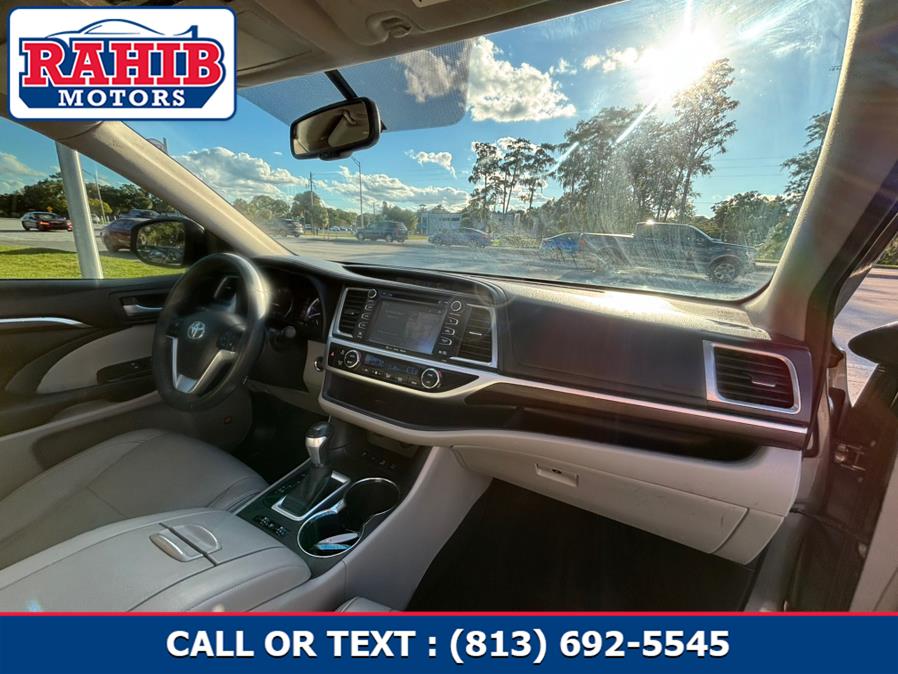 2016 Toyota Highlander AWD 4dr V6 Limited (Natl), available for sale in Winter Park, Florida | Rahib Motors. Winter Park, Florida 2016 Toyota Highlander AWD 4dr V6 Limited (Natl), available for sale in Winter Park, Florida | Rahib Motors. Winter Park, Florida