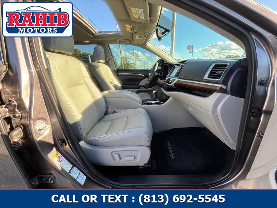 2016 Toyota Highlander AWD 4dr V6 Limited (Natl), available for sale in Winter Park, Florida | Rahib Motors. Winter Park, Florida 2016 Toyota Highlander AWD 4dr V6 Limited (Natl), available for sale in Winter Park, Florida | Rahib Motors. Winter Park, Florida