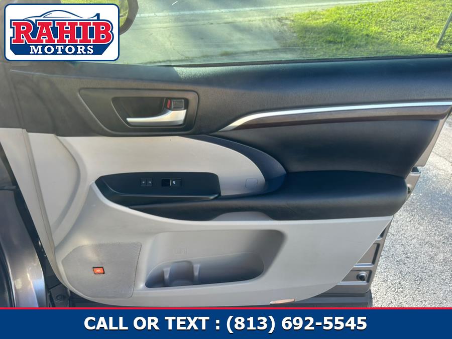 2016 Toyota Highlander AWD 4dr V6 Limited (Natl), available for sale in Winter Park, Florida | Rahib Motors. Winter Park, Florida 2016 Toyota Highlander AWD 4dr V6 Limited (Natl), available for sale in Winter Park, Florida | Rahib Motors. Winter Park, Florida