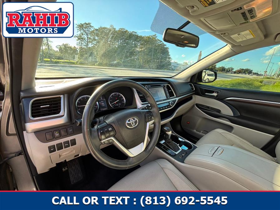 2016 Toyota Highlander AWD 4dr V6 Limited (Natl), available for sale in Winter Park, Florida | Rahib Motors. Winter Park, Florida 2016 Toyota Highlander AWD 4dr V6 Limited (Natl), available for sale in Winter Park, Florida | Rahib Motors. Winter Park, Florida
