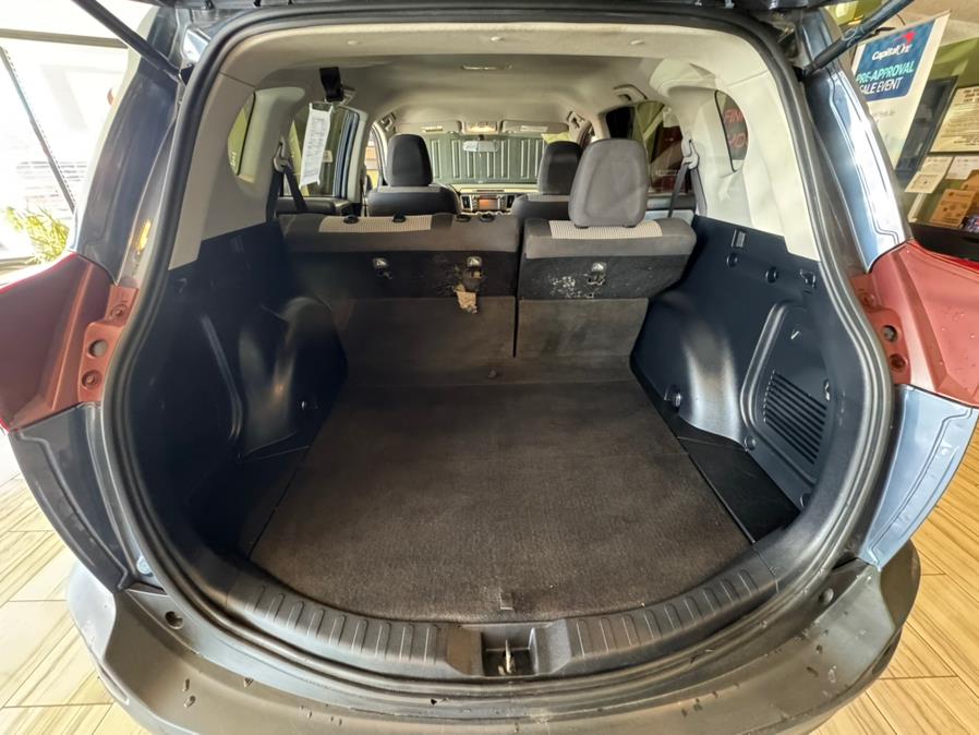 2014 Toyota RAV4 AWD 4dr LE (Natl), available for sale in West Hartford, Connecticut | AutoMax. West Hartford, Connecticut 2014 Toyota RAV4 AWD 4dr LE (Natl), available for sale in West Hartford, Connecticut | AutoMax. West Hartford, Connecticut