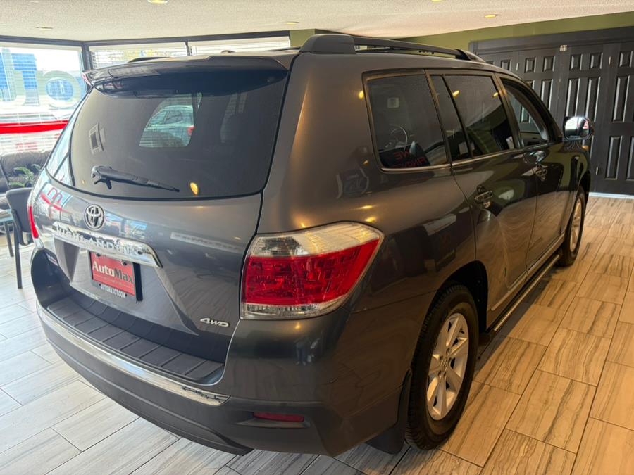 2011 Toyota Highlander 4WD 4dr V6 Base, available for sale in West Hartford, Connecticut | AutoMax. West Hartford, Connecticut 2011 Toyota Highlander 4WD 4dr V6 Base, available for sale in West Hartford, Connecticut | AutoMax. West Hartford, Connecticut