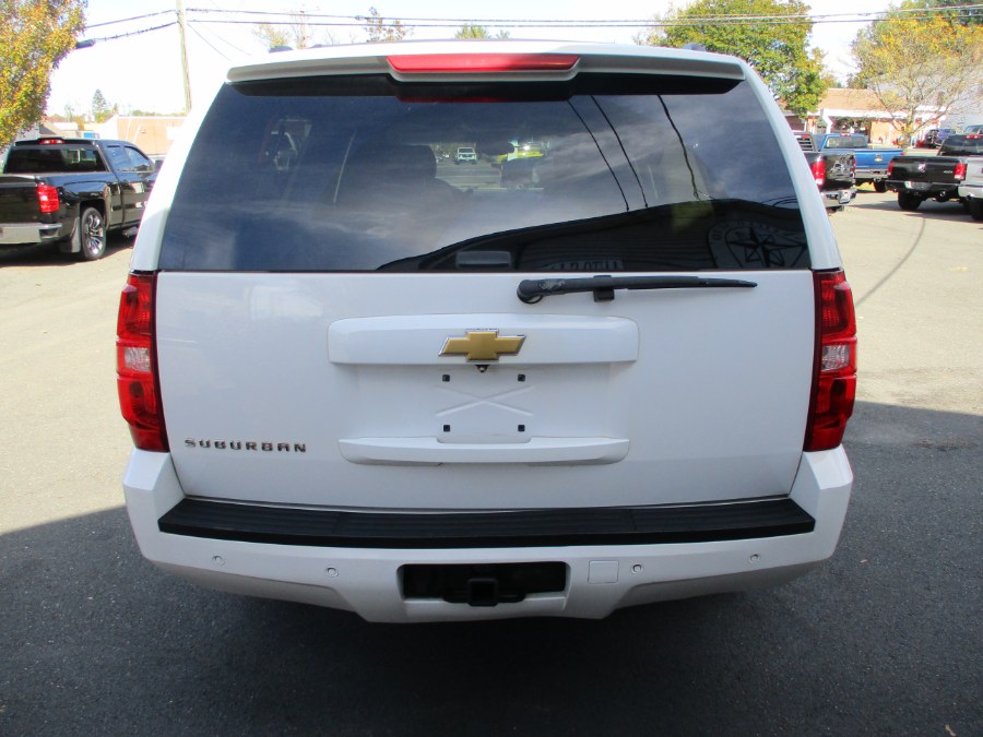 2013 Chevrolet Suburban 4WD 4dr 1500 LT, available for sale in Suffield, Connecticut | Suffield Auto LLC. Suffield, Connecticut 2013 Chevrolet Suburban 4WD 4dr 1500 LT, available for sale in Suffield, Connecticut | Suffield Auto LLC. Suffield, Connecticut
