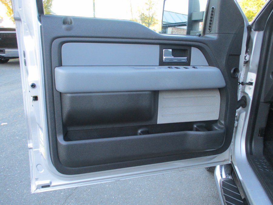 2014 Ford F-150 4WD SuperCrew 145" XLT, available for sale in Suffield, Connecticut | Suffield Auto LLC. Suffield, Connecticut 2014 Ford F-150 4WD SuperCrew 145" XLT, available for sale in Suffield, Connecticut | Suffield Auto LLC. Suffield, Connecticut