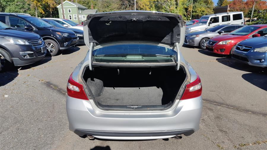 2018 Nissan Altima 2.5 SV Sedan, available for sale in Vernon Rockville, Connecticut | Vernon Motor Cars. Vernon Rockville, Connecticut 2018 Nissan Altima 2.5 SV Sedan, available for sale in Vernon Rockville, Connecticut | Vernon Motor Cars. Vernon Rockville, Connecticut