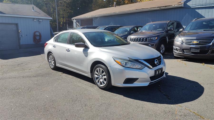 2018 Nissan Altima 2.5 SV Sedan, available for sale in Vernon Rockville, Connecticut | Vernon Motor Cars. Vernon Rockville, Connecticut 2018 Nissan Altima 2.5 SV Sedan, available for sale in Vernon Rockville, Connecticut | Vernon Motor Cars. Vernon Rockville, Connecticut