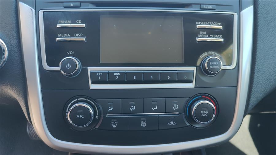 2018 Nissan Altima 2.5 SV Sedan, available for sale in Vernon Rockville, Connecticut | Vernon Motor Cars. Vernon Rockville, Connecticut 2018 Nissan Altima 2.5 SV Sedan, available for sale in Vernon Rockville, Connecticut | Vernon Motor Cars. Vernon Rockville, Connecticut