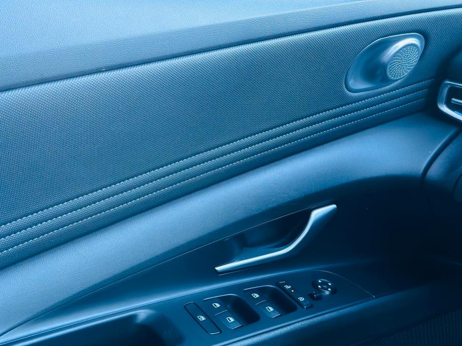 2024 Hyundai Elantra Limited IVT, available for sale in Irvington, New Jersey | Elis Motors Corp. Irvington, New Jersey 2024 Hyundai Elantra Limited IVT, available for sale in Irvington, New Jersey | Elis Motors Corp. Irvington, New Jersey
