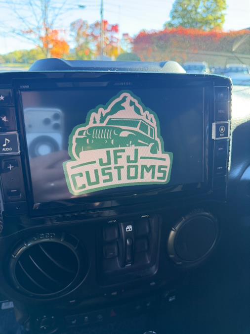 2017 Jeep Wrangler Unlimited Rubicon 4x4, available for sale in Windsor Locks, Connecticut | JANNA MOTORS LLC. Windsor Locks, Connecticut 2017 Jeep Wrangler Unlimited Rubicon 4x4, available for sale in Windsor Locks, Connecticut | JANNA MOTORS LLC. Windsor Locks, Connecticut
