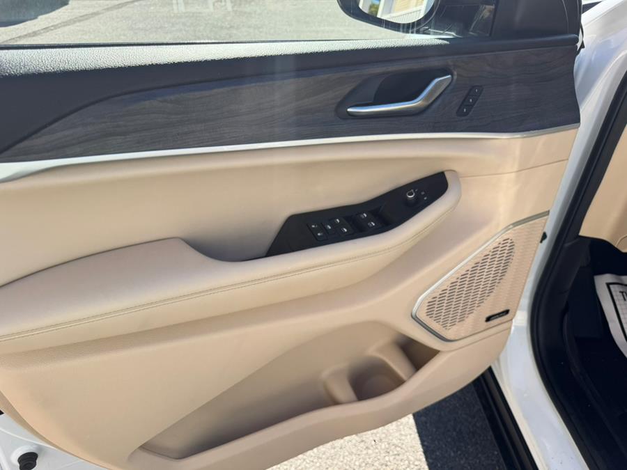 2022 Jeep Grand Cherokee L Limited 4x4, available for sale in Irvington, New Jersey | RT 603 Auto Mall. Irvington, New Jersey 2022 Jeep Grand Cherokee L Limited 4x4, available for sale in Irvington, New Jersey | RT 603 Auto Mall. Irvington, New Jersey