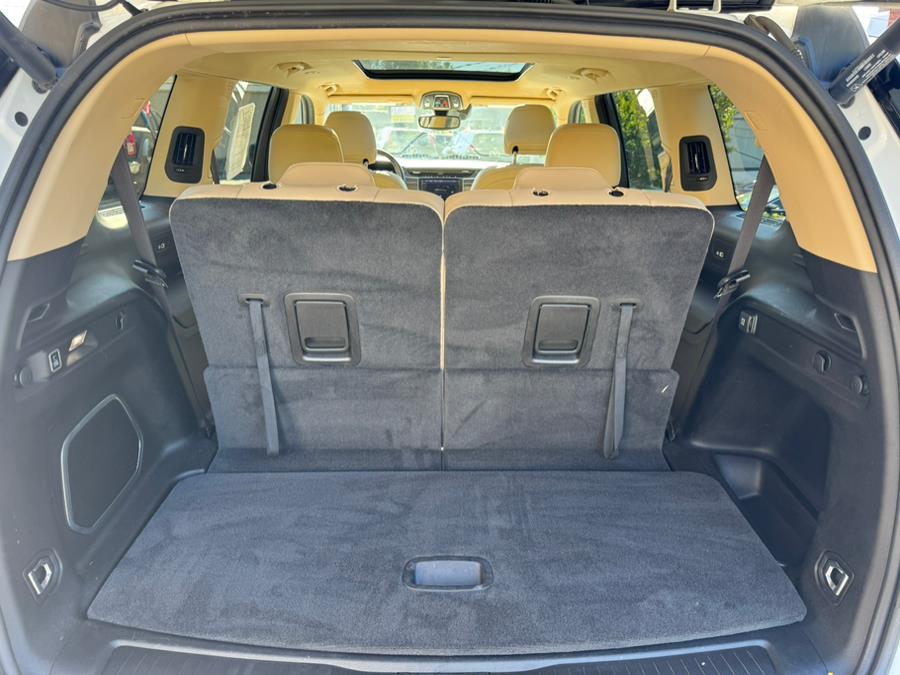 2022 Jeep Grand Cherokee L Limited 4x4, available for sale in Irvington, New Jersey | RT 603 Auto Mall. Irvington, New Jersey 2022 Jeep Grand Cherokee L Limited 4x4, available for sale in Irvington, New Jersey | RT 603 Auto Mall. Irvington, New Jersey