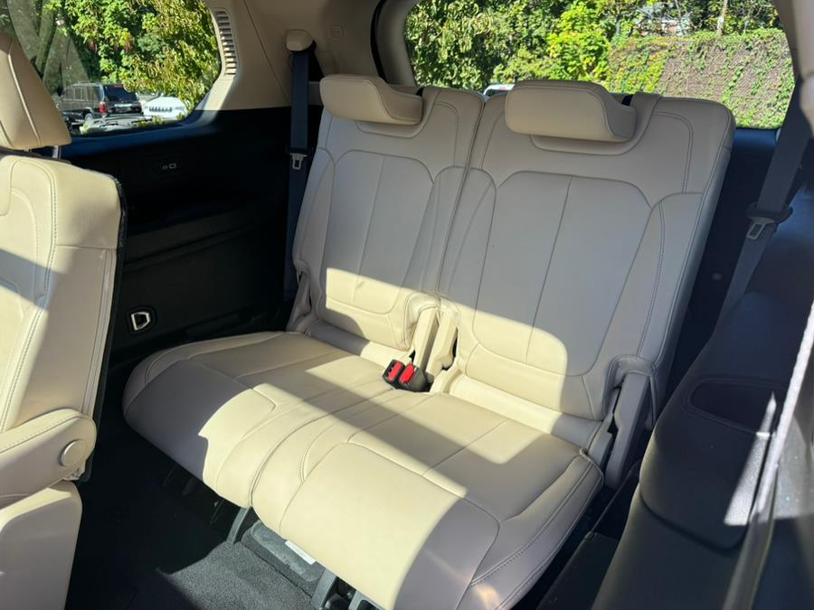2022 Jeep Grand Cherokee L Limited 4x4, available for sale in Irvington, New Jersey | RT 603 Auto Mall. Irvington, New Jersey 2022 Jeep Grand Cherokee L Limited 4x4, available for sale in Irvington, New Jersey | RT 603 Auto Mall. Irvington, New Jersey