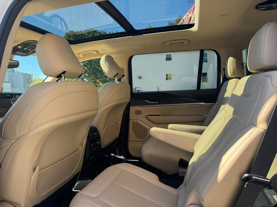 2022 Jeep Grand Cherokee L Limited 4x4, available for sale in Irvington, New Jersey | RT 603 Auto Mall. Irvington, New Jersey 2022 Jeep Grand Cherokee L Limited 4x4, available for sale in Irvington, New Jersey | RT 603 Auto Mall. Irvington, New Jersey
