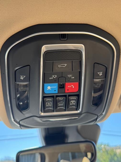 2022 Jeep Grand Cherokee L Limited 4x4, available for sale in Irvington, New Jersey | RT 603 Auto Mall. Irvington, New Jersey 2022 Jeep Grand Cherokee L Limited 4x4, available for sale in Irvington, New Jersey | RT 603 Auto Mall. Irvington, New Jersey
