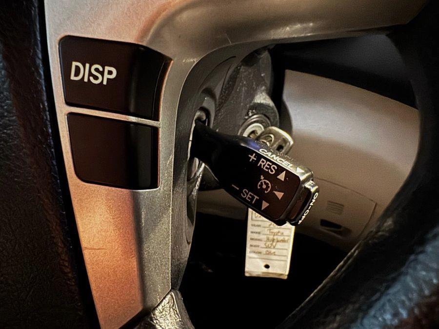 2013 Toyota Highlander SE Sport Utility 4D, available for sale in Santa Ana, California | K&T Motor LLC. Santa Ana, California 2013 Toyota Highlander SE Sport Utility 4D, available for sale in Santa Ana, California | K&T Motor LLC. Santa Ana, California