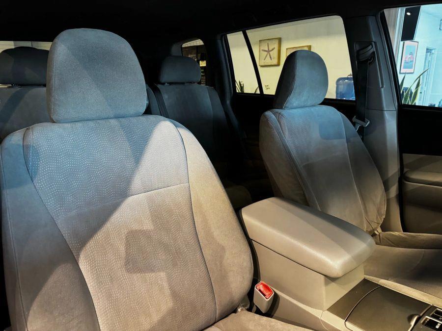 2013 Toyota Highlander SE Sport Utility 4D, available for sale in Santa Ana, California | K&T Motor LLC. Santa Ana, California 2013 Toyota Highlander SE Sport Utility 4D, available for sale in Santa Ana, California | K&T Motor LLC. Santa Ana, California