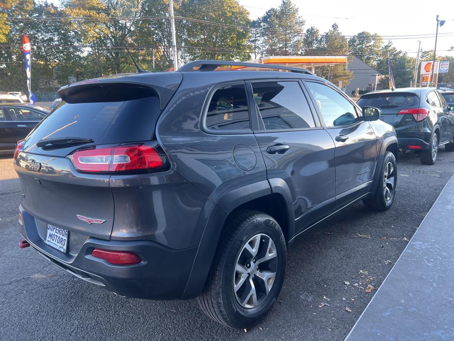 2015 Jeep Cherokee 4WD 4dr Trailhawk, available for sale in Milford, Connecticut | Korhan LLC DBA Superior Motors. Milford, Connecticut 2015 Jeep Cherokee 4WD 4dr Trailhawk, available for sale in Milford, Connecticut | Korhan LLC DBA Superior Motors. Milford, Connecticut