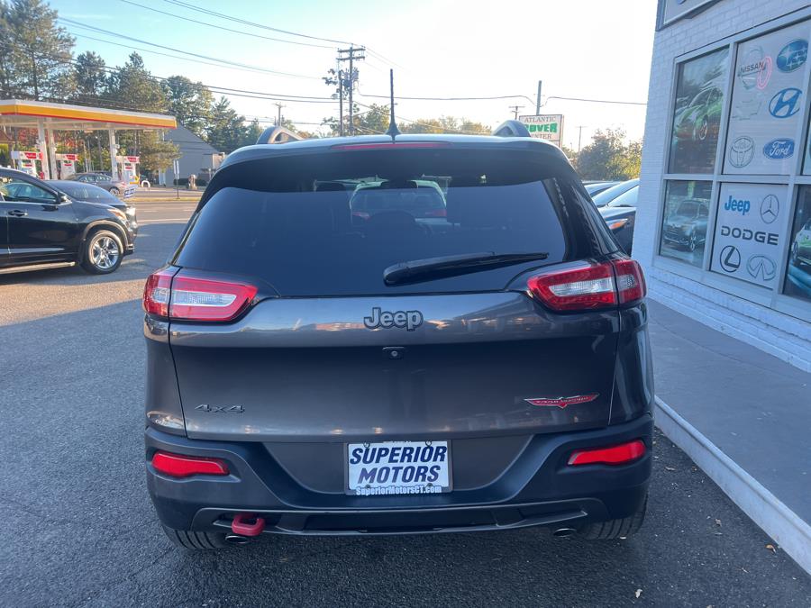 2015 Jeep Cherokee 4WD 4dr Trailhawk, available for sale in Milford, Connecticut | Korhan LLC DBA Superior Motors. Milford, Connecticut 2015 Jeep Cherokee 4WD 4dr Trailhawk, available for sale in Milford, Connecticut | Korhan LLC DBA Superior Motors. Milford, Connecticut