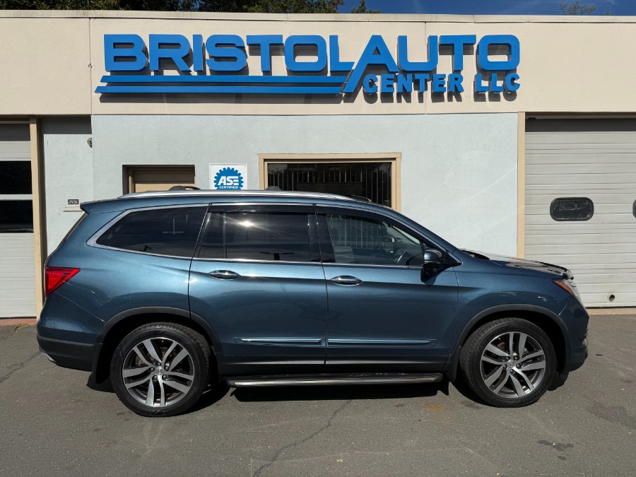 2017 Honda Pilot Touring AWD, available for sale in Bristol, Connecticut | Bristol Auto Center LLC. Bristol, Connecticut 2017 Honda Pilot Touring AWD, available for sale in Bristol, Connecticut | Bristol Auto Center LLC. Bristol, Connecticut