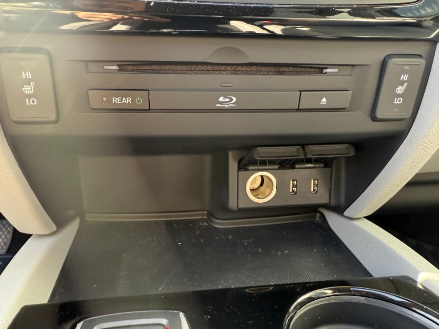 2017 Honda Pilot Touring AWD, available for sale in Bristol, Connecticut | Bristol Auto Center LLC. Bristol, Connecticut 2017 Honda Pilot Touring AWD, available for sale in Bristol, Connecticut | Bristol Auto Center LLC. Bristol, Connecticut