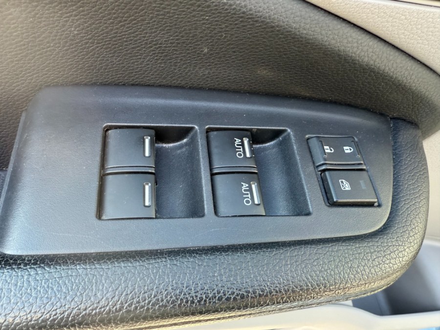 2017 Honda Pilot Touring AWD, available for sale in Bristol, Connecticut | Bristol Auto Center LLC. Bristol, Connecticut 2017 Honda Pilot Touring AWD, available for sale in Bristol, Connecticut | Bristol Auto Center LLC. Bristol, Connecticut