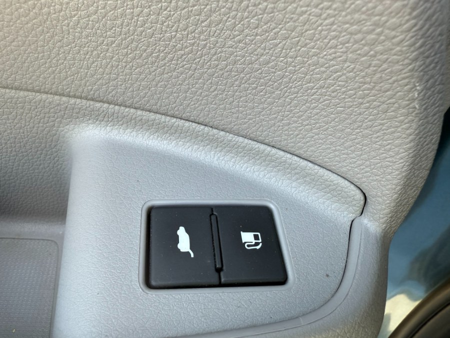 2017 Honda Pilot Touring AWD, available for sale in Bristol, Connecticut | Bristol Auto Center LLC. Bristol, Connecticut 2017 Honda Pilot Touring AWD, available for sale in Bristol, Connecticut | Bristol Auto Center LLC. Bristol, Connecticut