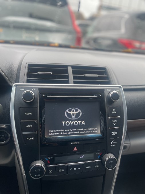 2016 Toyota Camry 4dr Sdn V6 Auto XLE (Natl), available for sale in BROOKLYN, New York | Deals on Wheels International Auto. BROOKLYN, New York 2016 Toyota Camry 4dr Sdn V6 Auto XLE (Natl), available for sale in BROOKLYN, New York | Deals on Wheels International Auto. BROOKLYN, New York