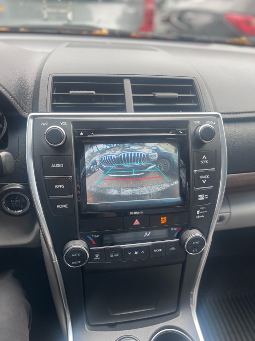2016 Toyota Camry 4dr Sdn V6 Auto XLE (Natl), available for sale in BROOKLYN, New York | Deals on Wheels International Auto. BROOKLYN, New York 2016 Toyota Camry 4dr Sdn V6 Auto XLE (Natl), available for sale in BROOKLYN, New York | Deals on Wheels International Auto. BROOKLYN, New York