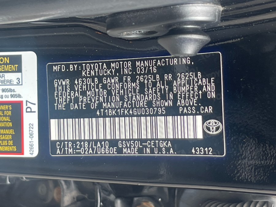 2016 Toyota Camry 4dr Sdn V6 Auto XLE (Natl), available for sale in BROOKLYN, New York | Deals on Wheels International Auto. BROOKLYN, New York 2016 Toyota Camry 4dr Sdn V6 Auto XLE (Natl), available for sale in BROOKLYN, New York | Deals on Wheels International Auto. BROOKLYN, New York