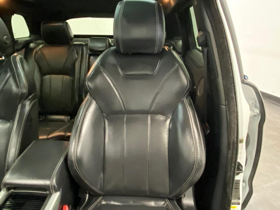 2017 Land Rover Range Rover Evoque 5 Door HSE, available for sale in Linden, New Jersey | East Coast Auto Group. Linden, New Jersey 2017 Land Rover Range Rover Evoque 5 Door HSE, available for sale in Linden, New Jersey | East Coast Auto Group. Linden, New Jersey