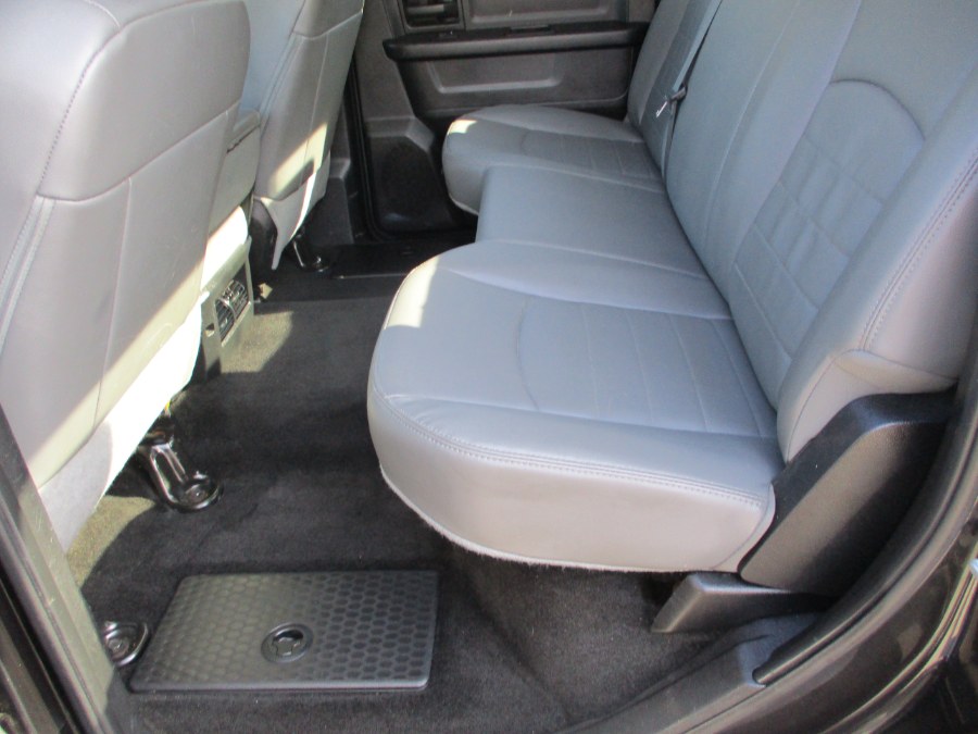 2016 Ram 3500 4WD Crew Cab 149" Tradesman, available for sale in Suffield, Connecticut | Suffield Auto LLC. Suffield, Connecticut 2016 Ram 3500 4WD Crew Cab 149" Tradesman, available for sale in Suffield, Connecticut | Suffield Auto LLC. Suffield, Connecticut