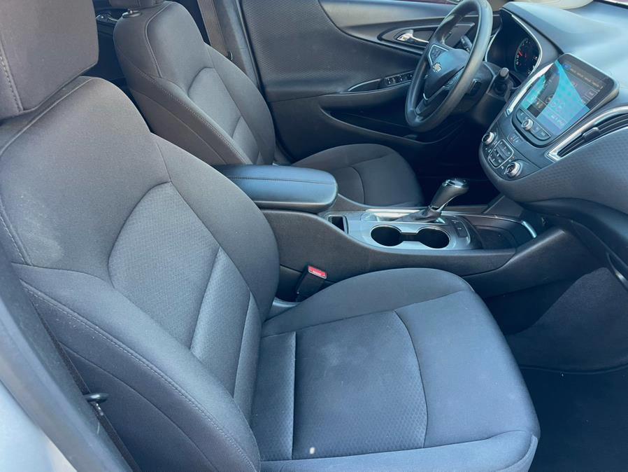 2020 Chevrolet Malibu 4dr Sdn LT, available for sale in Hawaiian Gardens, California | Luxe Motors. Hawaiian Gardens, California 2020 Chevrolet Malibu 4dr Sdn LT, available for sale in Hawaiian Gardens, California | Luxe Motors. Hawaiian Gardens, California