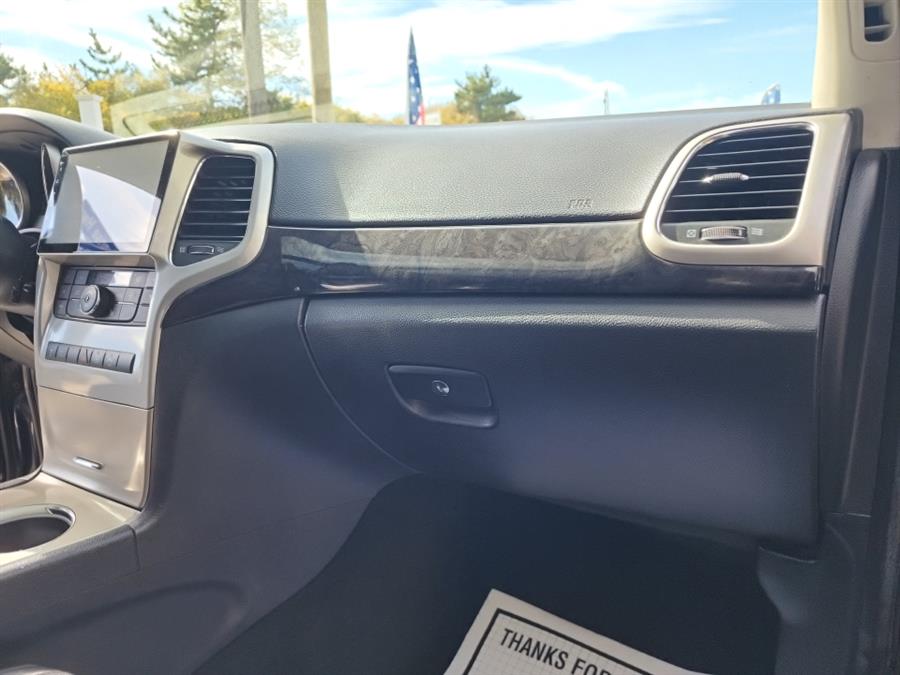 2012 Jeep Grand Cherokee 4WD 4dr Laredo Altitude, available for sale in Islip, New York | L.I. Auto Gallery. Islip, New York 2012 Jeep Grand Cherokee 4WD 4dr Laredo Altitude, available for sale in Islip, New York | L.I. Auto Gallery. Islip, New York