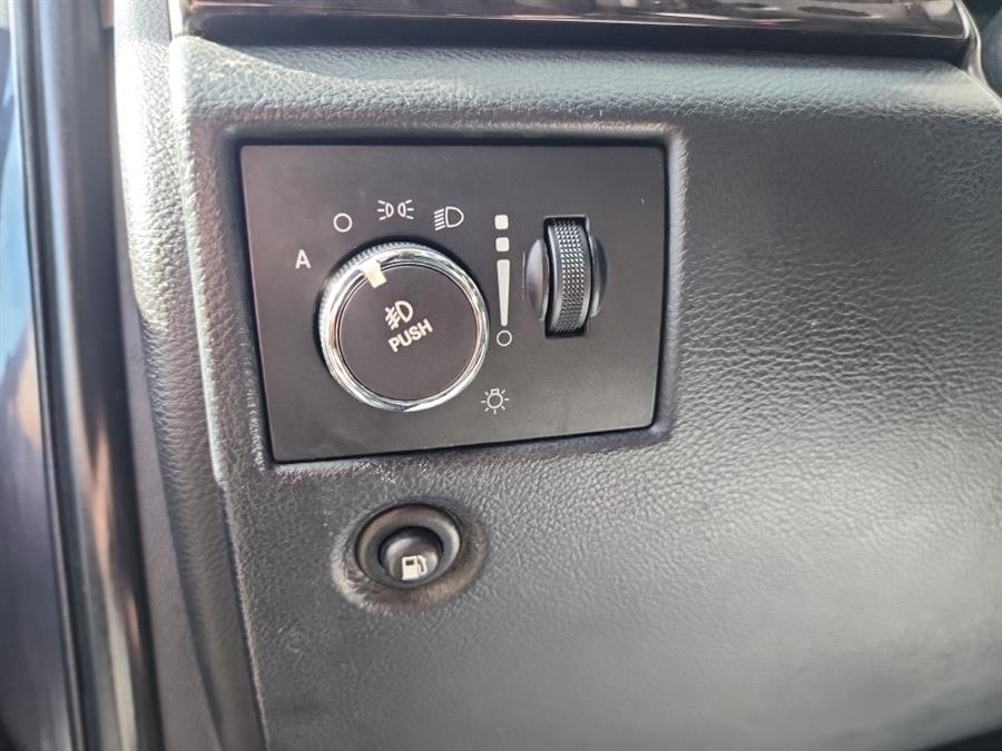 2012 Jeep Grand Cherokee 4WD 4dr Laredo Altitude, available for sale in Islip, New York | L.I. Auto Gallery. Islip, New York 2012 Jeep Grand Cherokee 4WD 4dr Laredo Altitude, available for sale in Islip, New York | L.I. Auto Gallery. Islip, New York
