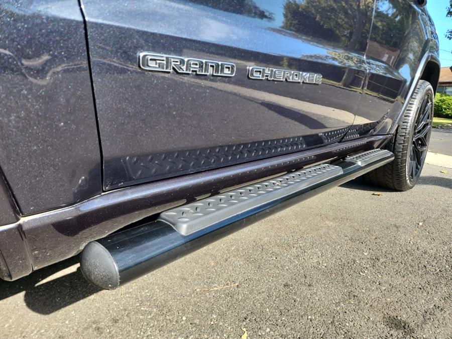 2012 Jeep Grand Cherokee 4WD 4dr Laredo Altitude, available for sale in Islip, New York | L.I. Auto Gallery. Islip, New York 2012 Jeep Grand Cherokee 4WD 4dr Laredo Altitude, available for sale in Islip, New York | L.I. Auto Gallery. Islip, New York