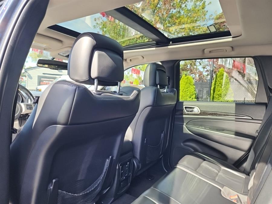 2012 Jeep Grand Cherokee 4WD 4dr Laredo Altitude, available for sale in Islip, New York | L.I. Auto Gallery. Islip, New York 2012 Jeep Grand Cherokee 4WD 4dr Laredo Altitude, available for sale in Islip, New York | L.I. Auto Gallery. Islip, New York