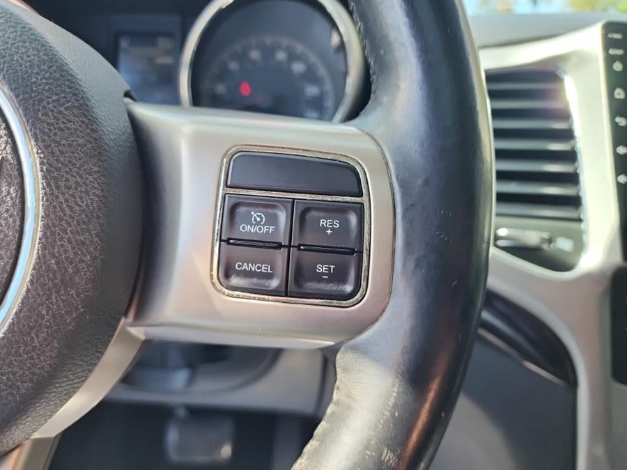 2012 Jeep Grand Cherokee 4WD 4dr Laredo Altitude, available for sale in Islip, New York | L.I. Auto Gallery. Islip, New York 2012 Jeep Grand Cherokee 4WD 4dr Laredo Altitude, available for sale in Islip, New York | L.I. Auto Gallery. Islip, New York