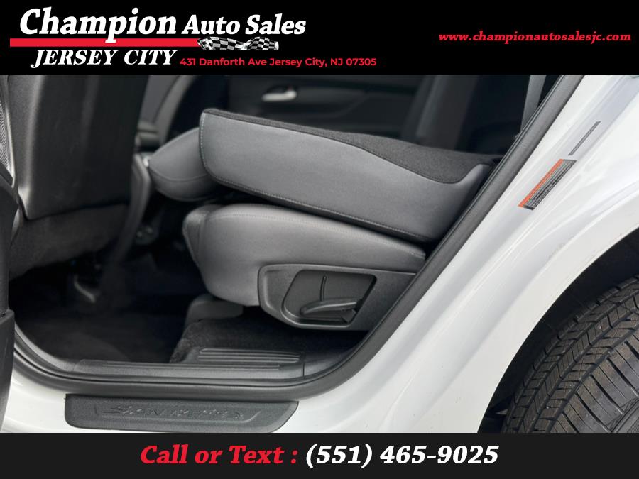 2022 Hyundai Santa Fe XRT AWD, available for sale in Jersey City, New Jersey | Champion Auto Sales. Jersey City, New Jersey 2022 Hyundai Santa Fe XRT AWD, available for sale in Jersey City, New Jersey | Champion Auto Sales. Jersey City, New Jersey