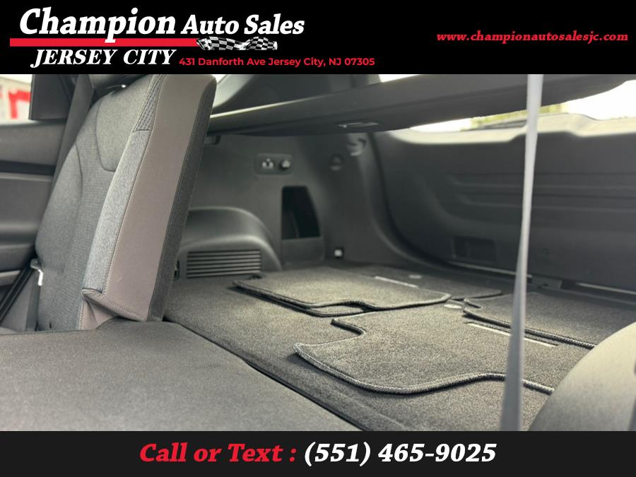 2022 Hyundai Santa Fe XRT AWD, available for sale in Jersey City, New Jersey | Champion Auto Sales. Jersey City, New Jersey 2022 Hyundai Santa Fe XRT AWD, available for sale in Jersey City, New Jersey | Champion Auto Sales. Jersey City, New Jersey