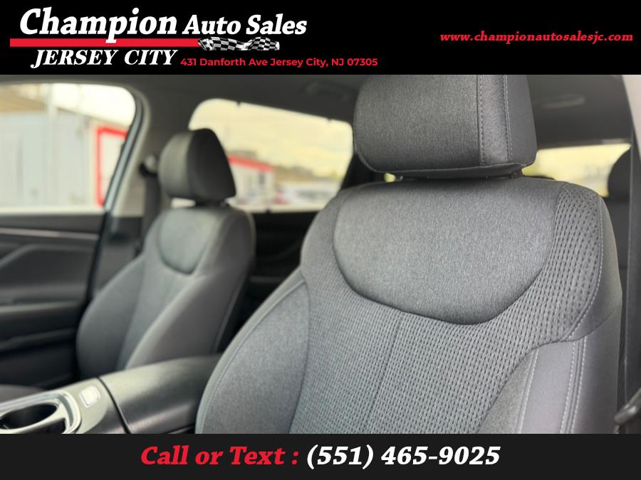 2022 Hyundai Santa Fe XRT AWD, available for sale in Jersey City, New Jersey | Champion Auto Sales. Jersey City, New Jersey 2022 Hyundai Santa Fe XRT AWD, available for sale in Jersey City, New Jersey | Champion Auto Sales. Jersey City, New Jersey