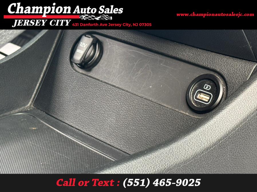 2022 Hyundai Santa Fe XRT AWD, available for sale in Jersey City, New Jersey | Champion Auto Sales. Jersey City, New Jersey 2022 Hyundai Santa Fe XRT AWD, available for sale in Jersey City, New Jersey | Champion Auto Sales. Jersey City, New Jersey