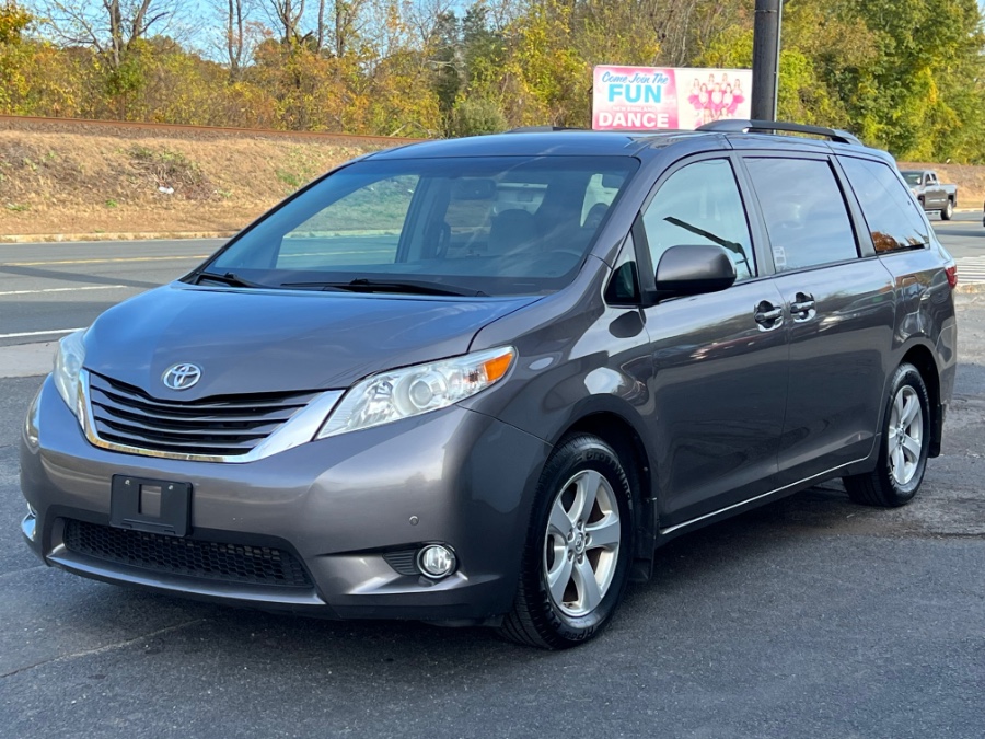 Used 2017 Toyota Sienna in Westfield, Massachusetts | Auto Wings Cop. Westfield, Massachusetts