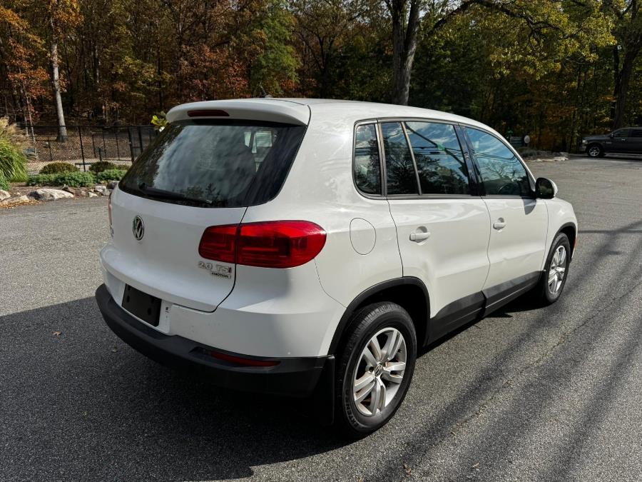 2013 Volkswagen Tiguan 4WD 4dr Auto SE w/Sunroof & Nav *Ltd Avail*, available for sale in Bloomingdale, New Jersey | Bloomingdale Auto Group. Bloomingdale, New Jersey 2013 Volkswagen Tiguan 4WD 4dr Auto SE w/Sunroof & Nav *Ltd Avail*, available for sale in Bloomingdale, New Jersey | Bloomingdale Auto Group. Bloomingdale, New Jersey