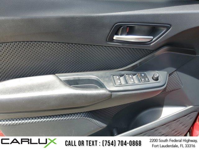 2018 Toyota C-hr XLE, available for sale in Fort Lauderdale, Florida | CarLux Fort Lauderdale. Fort Lauderdale, Florida 2018 Toyota C-hr XLE, available for sale in Fort Lauderdale, Florida | CarLux Fort Lauderdale. Fort Lauderdale, Florida
